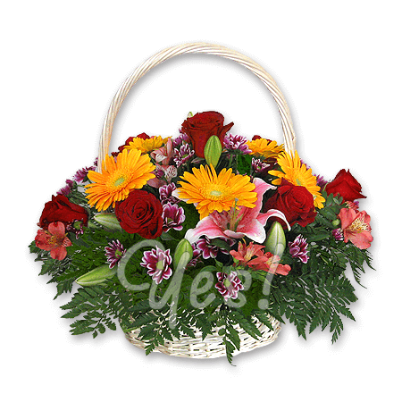 Korb mit Rosen,  Alstroemerien geschmückt mit Grünpflanzen